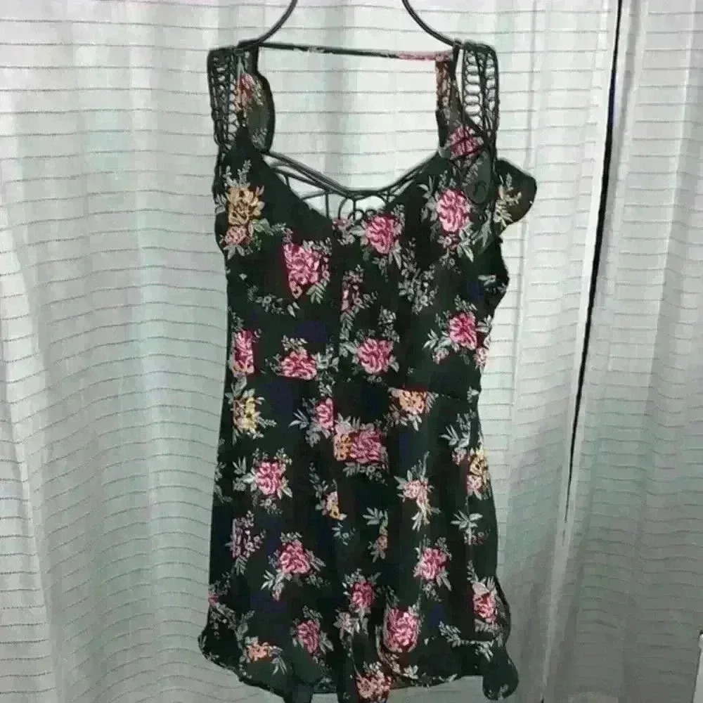 Woman’s floral romper